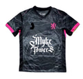 Camiseta Chelsea x Myke Towers