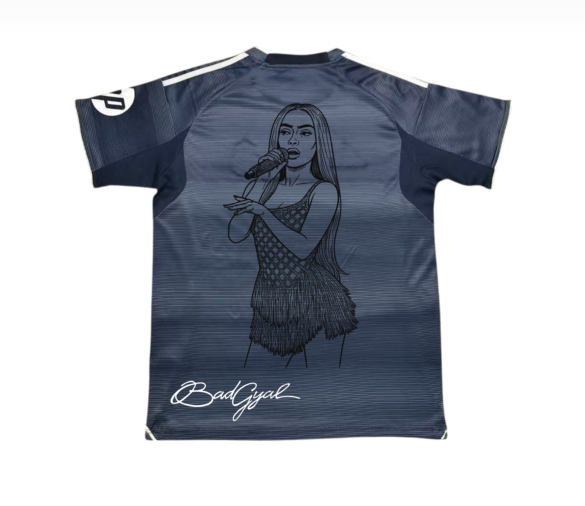 Camiseta Real Madrid x Bad Gyal