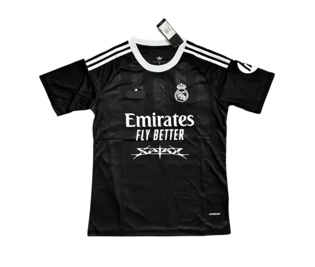 Camiseta Real Madrid x Saiko